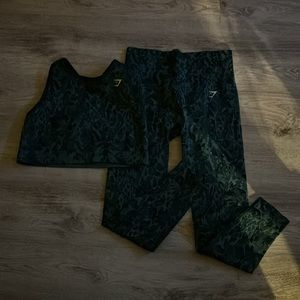 Gymshark seamless set medium workout leggings large bra top green/blue